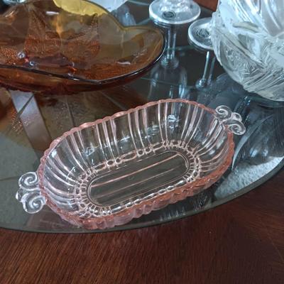 MIKASA BOWLS, FRANCISCAN CRYSTAL STEMWARE AND COLORED GLASS SERVING PIECES