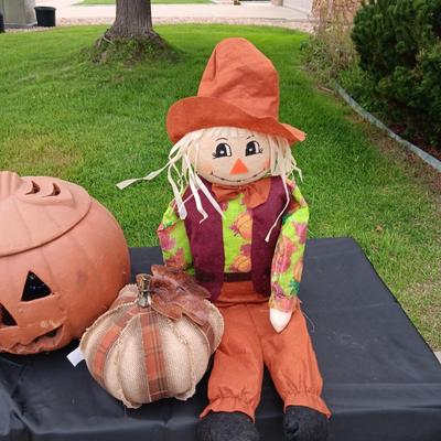 CLAY PUMPKIN, 2 PLUSH PUMPKINS AND 2 SCARECROWS