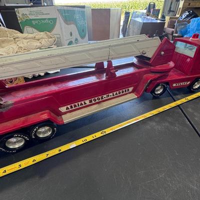 Nylint Fire Truck Aerial Hook-N-Ladder Red Pressed Steel Toy 30" Vintage