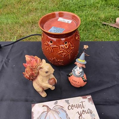 FALL/AUTUMN DECOR