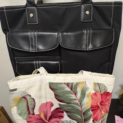 Miscellaneous purses.