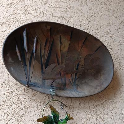 3D METAL GEESE WALL HANGING AND A HUMMINGBIRD CHARM