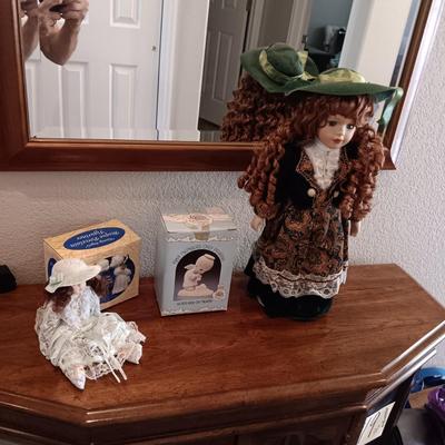 PORCELAIN DOLLS AND FIGURINES