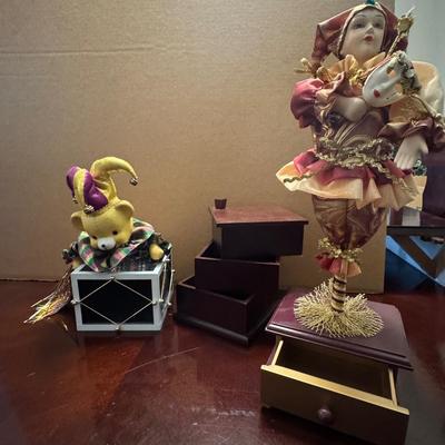 Music box, decorative miscellaneous items.