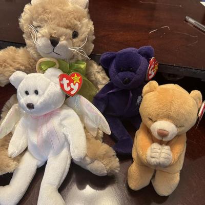 Beanie babies and other stuffed animals.