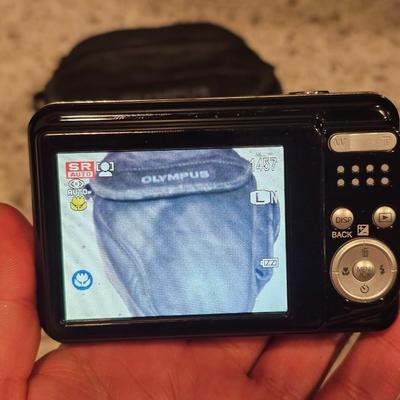 Fuji Digital Camera | Electronics Lot