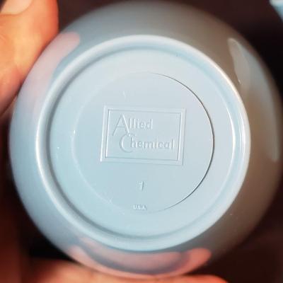 Melamne Style Vintage Dishes Including Allied Chemical (K-KD)