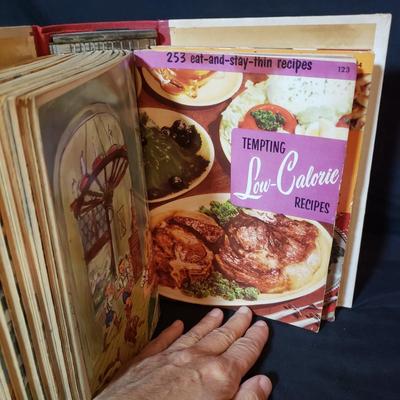 1950's Cooking Magic-Cookbooks, Pyrex Canisters & More (K-KD)