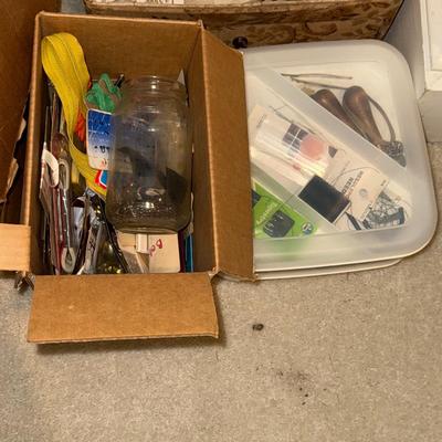 M530 Lot of Sewing Materials and Accessories