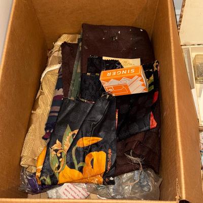 M530 Lot of Sewing Materials and Accessories