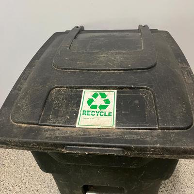 64 Gallon Toter Wheeled Garbage Bin & More (G-MG)