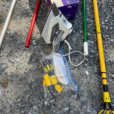 G533 Lot of Cleaning Brooms and Utilities