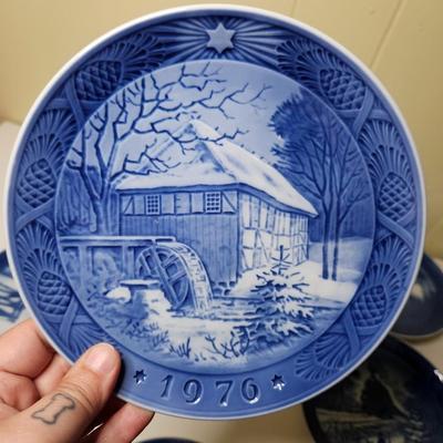 Sale Photo Thumbnail #246: General disclaimer: this is a previously owned, antique/vintage/retro item. This means that the product may have imperfections or indication of previous wear. Photos taken are to the best of our ability and represent the item as accurately as possible. Th