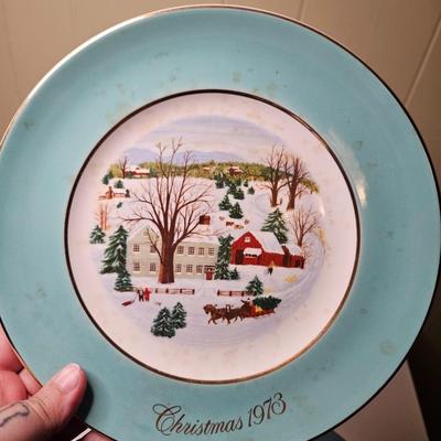 Sale Photo Thumbnail #258: General disclaimer: this is a previously owned, antique/vintage/retro item. This means that the product may have imperfections or indication of previous wear. Photos taken are to the best of our ability and represent the item as accurately as possible. Th