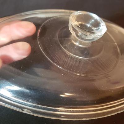 Hamilton Beach Mixer W/Milk Glass Bowls and More Vintage Kitchen (K-KD)