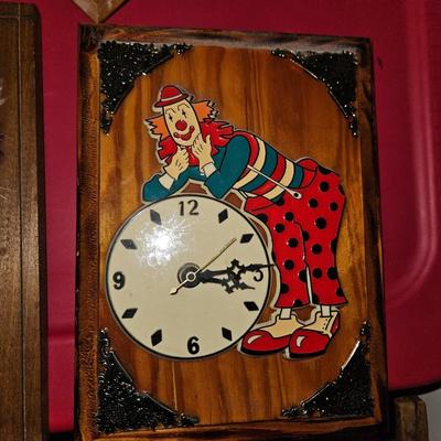 Sale Photo Thumbnail #298: Clock not tested.  "Worked last time it was used."

General disclaimer: this is a previously owned, antique/vintage/retro item. This means that the product may have imperfections or indication of previous wear. Photos taken are to the best of our ability 
