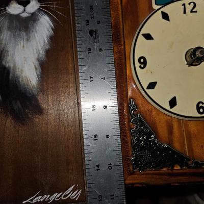 Sale Photo Thumbnail #295: Clock not tested.  "Worked last time it was used."

General disclaimer: this is a previously owned, antique/vintage/retro item. This means that the product may have imperfections or indication of previous wear. Photos taken are to the best of our ability 