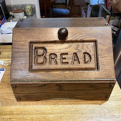 Wooden Bread Box (K)