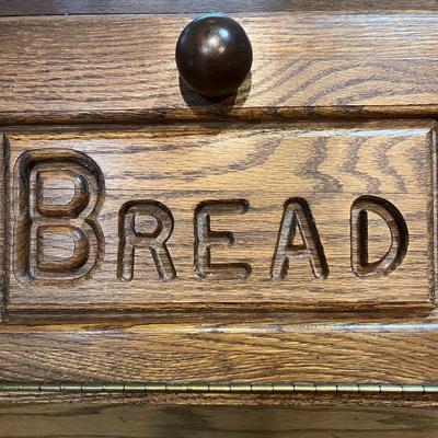 Wooden Bread Box (K)