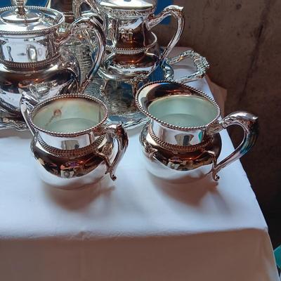 ONEIDA TEA AND COFFEE SERVICE WITH EXTRAS