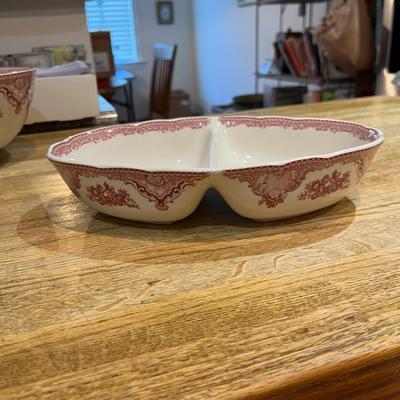 Pink Oval Divided Serving Bowl (K)