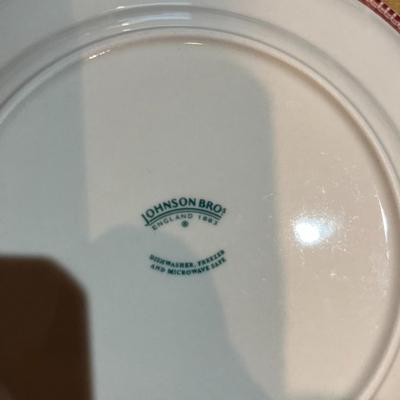 Pink Britain Castles 8" Salad Plates Set of 12 9K0