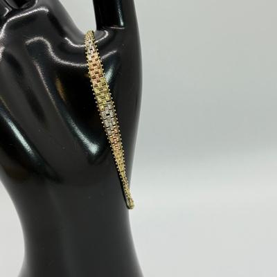 Sale Photo Thumbnail #360