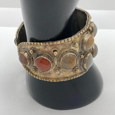 Sale Photo Thumbnail #585