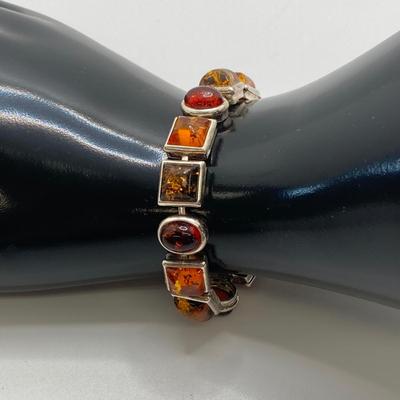 Sale Photo Thumbnail #644