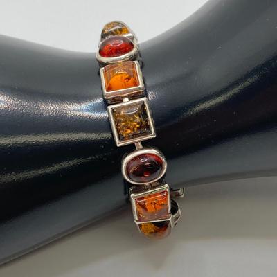 Sale Photo Thumbnail #645