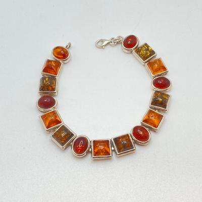 Sale Photo Thumbnail #653