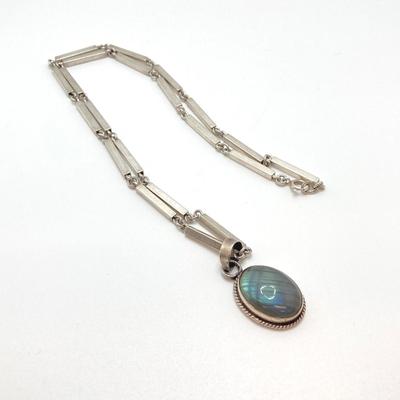 Sale Photo Thumbnail #751