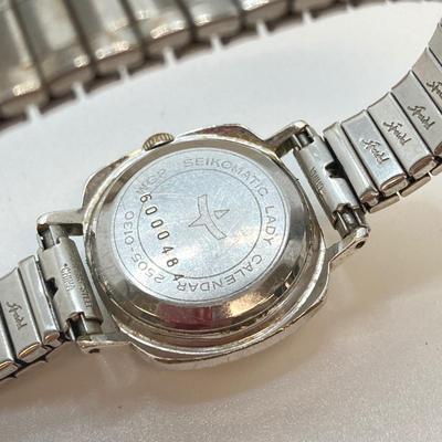 Sale Photo Thumbnail #830