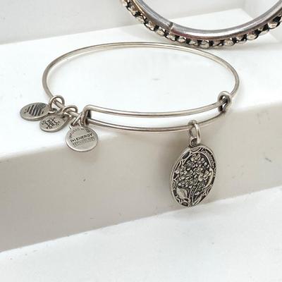 Sale Photo Thumbnail #954