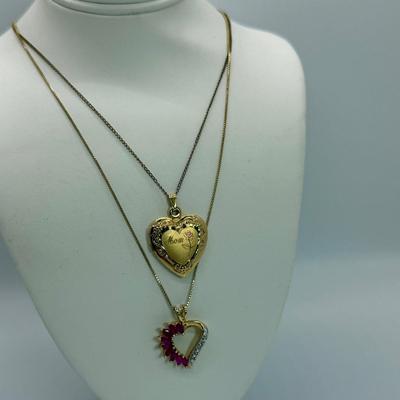 LOT 110: 18 1/2” Fine 1/20 14k GF “Mom” Heart and 925 Gemstone Heart 17 1/2” Necklace 3,8 gtw