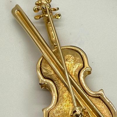 LOT 111: Swarovski Crystal Violin Pin Brooch Signed with Swarovski Box