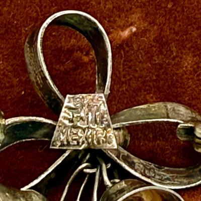 LOT 113 Sterling Cross & 151/2” Necklace 1.4g, Diamond Snowflake 925 Sterling 18” Necklace and Sterling Bell Pin 4.6 gtw