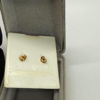 LOT 119: Black Onyx over Gold Earrings and Ring 4.6 gtw