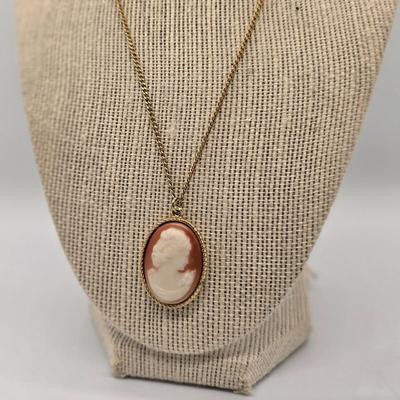 LOT 151jewelry: Assorted Gold-tone/Gold Filled 9'-18" Necklaces Including Monet Amber Stones, Sarah Coventry Cameo