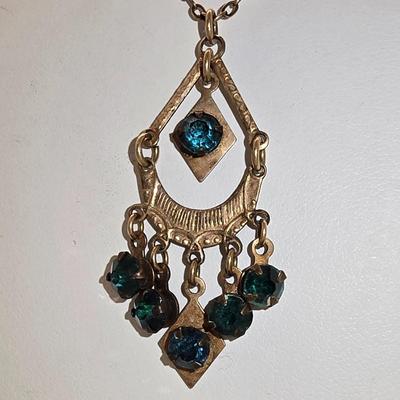 LOT 151jewelry: Assorted Gold-tone/Gold Filled 9'-18" Necklaces Including Monet Amber Stones, Sarah Coventry Cameo