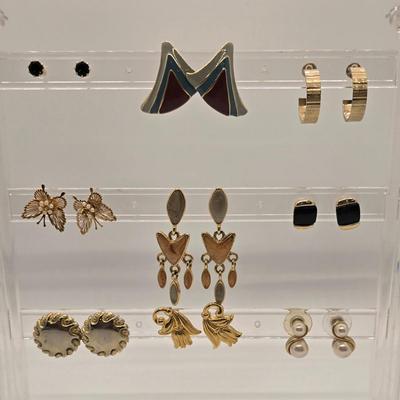 LOT 158jewelry: US Dime Necklace and Earrings, Enamel Flower Pendant and Earrings, Assorted Earrings
