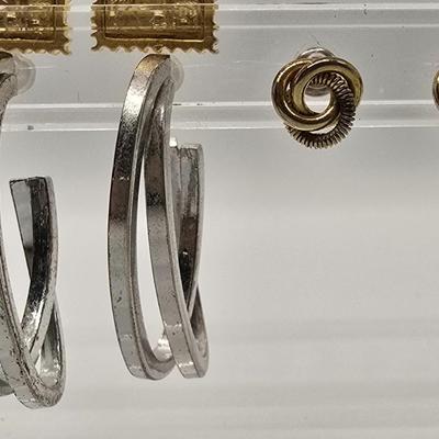 LOT 160jewelry: Looney Tunes Tweety Bird Earrings with Assorted Gold-toned and Silver-toned Earrings