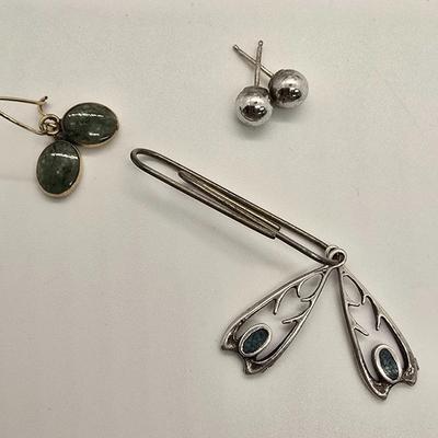 LOT 160jewelry: Looney Tunes Tweety Bird Earrings with Assorted Gold-toned and Silver-toned Earrings