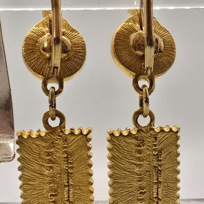 LOT 160jewelry: Looney Tunes Tweety Bird Earrings with Assorted Gold-toned and Silver-toned Earrings