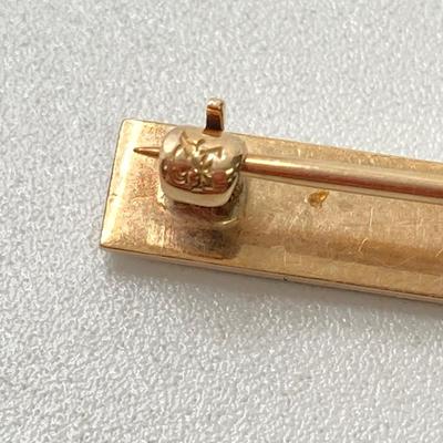 LOT 190: Gold Antique Bar Pin with Seed Pearls - 10K, 3.1 gtw