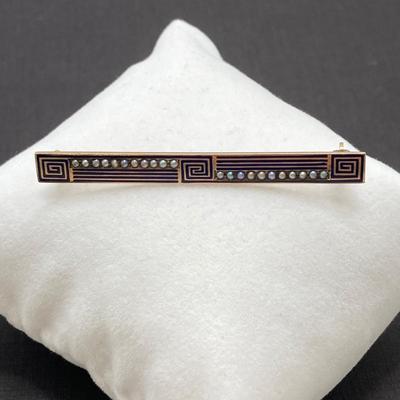 LOT 190: Gold Antique Bar Pin with Seed Pearls - 10K, 3.1 gtw
