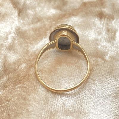 LOT 192: Gold and Green Gemstone Ring Sz 5, 10K 1.69 gtw