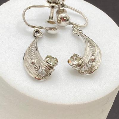 LOT 194: Sterling Jewelry Set - Necklace, Bracelet and Screw Back Earrings
