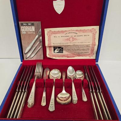 LOT 214: Wm.A. Rogers Oneida Silver plate Flatware, Hazel Atlas "Ribbon" Uranium Glass Shaker with Green Glass Shaker,...
