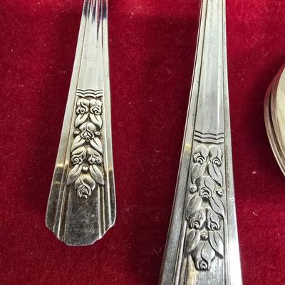 LOT 214: Wm.A. Rogers Oneida Silver plate Flatware, Hazel Atlas "Ribbon" Uranium Glass Shaker with Green Glass Shaker,...